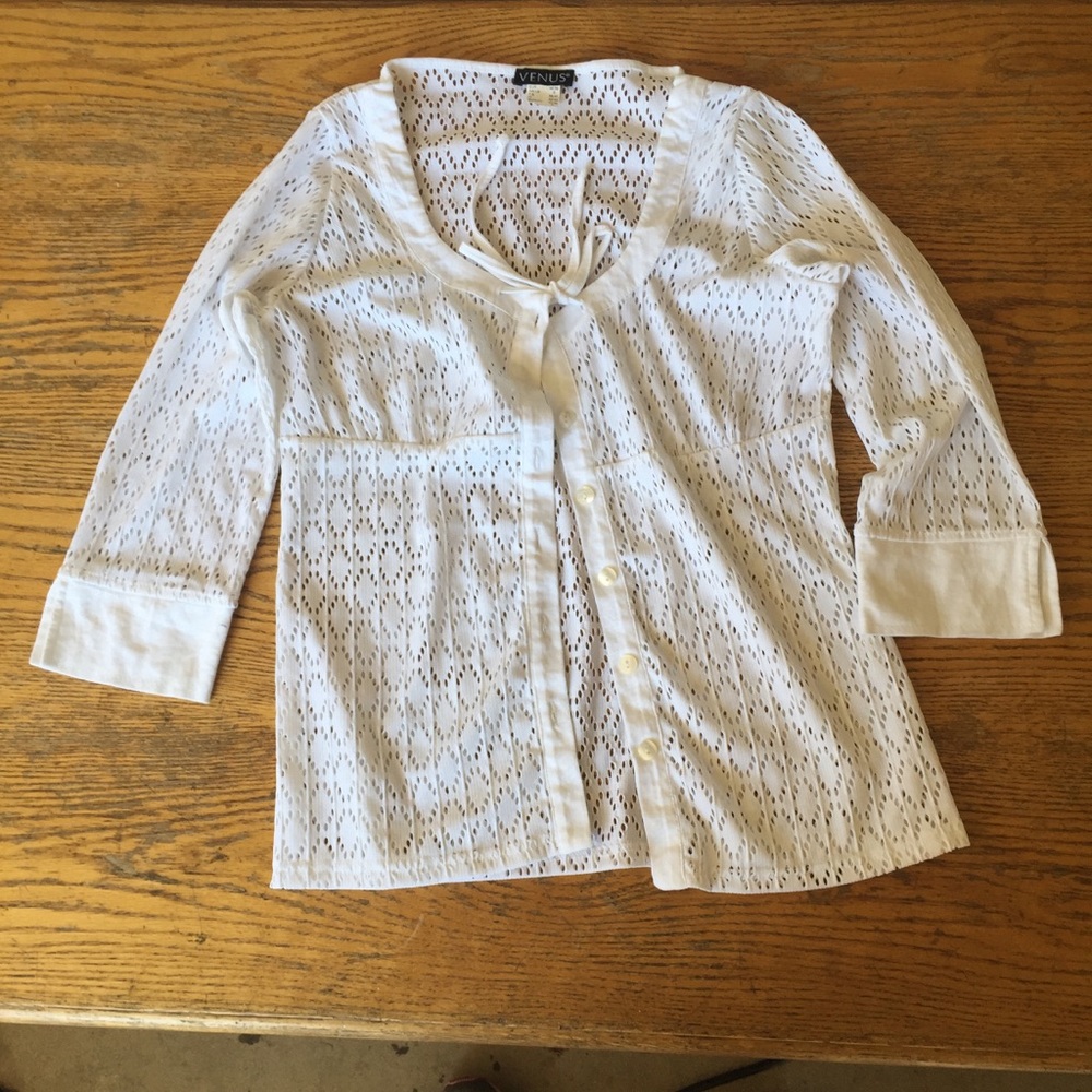 Venus cover up button & tie top white eyelet small